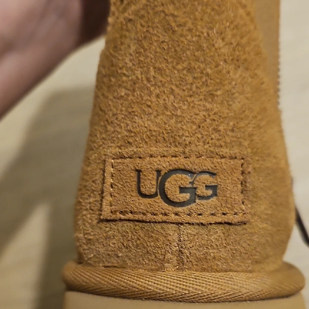UGG Brown Platform Winter Boots - Picture 3 of 10